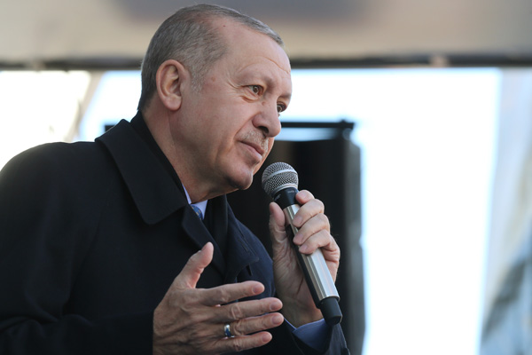 Erdoğan'dan ABD'ye tepki: S-400 almaktan neden vazgeçelim?