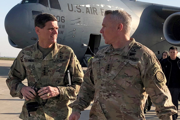 PYD, ABD'nin Suriye'de kalmasını istiyor: 1500 askeri bırakın