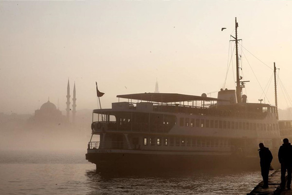 İstanbul'da sis: Tüm seferler iptal