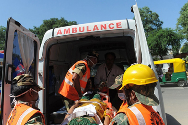 Hindistan'da kaza: 13 ölü