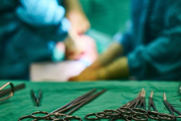 Yargıtay’dan dikkat çeken karar: Genel cerrah estetik ameliyatı yapamaz