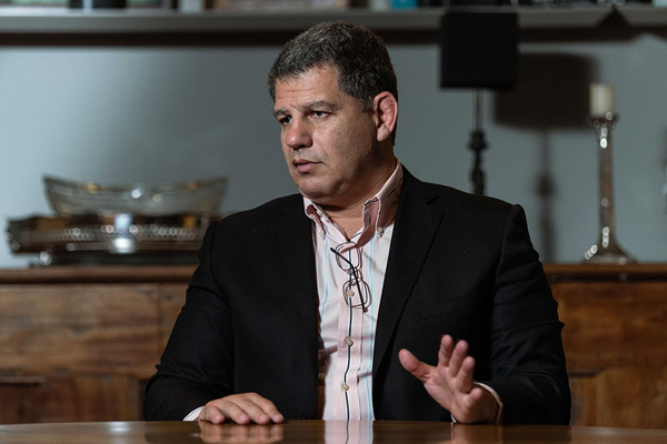 Bolsonaro danışmanını görevden aldı