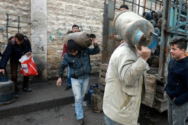 Suriye'de halkın yakıt sıkıntısı büyüyor