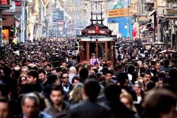 İstanbul'daki göçmenlerin yaşam mücadelesi