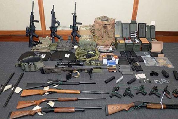 Beyaz Milliyetçi ABD'li subaydan siyasetçi ve sivillere terör saldırısı planı