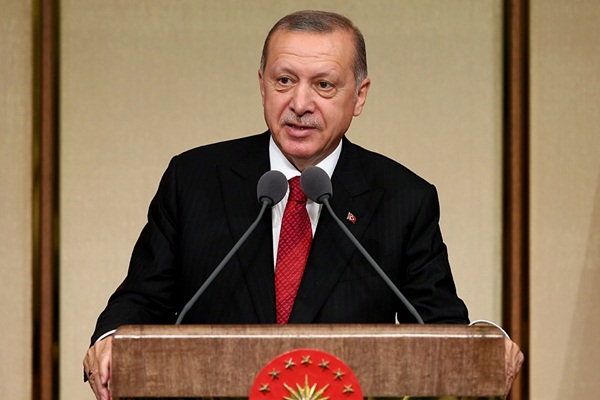 Erdoğan'dan Kaslowski'ye tebrik