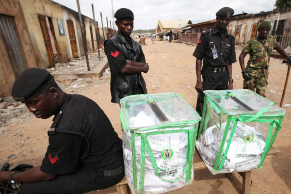 Nijeryalılar yarın sandık başına gidecek