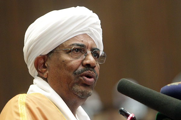 Sudan'da hükümet feshedildi