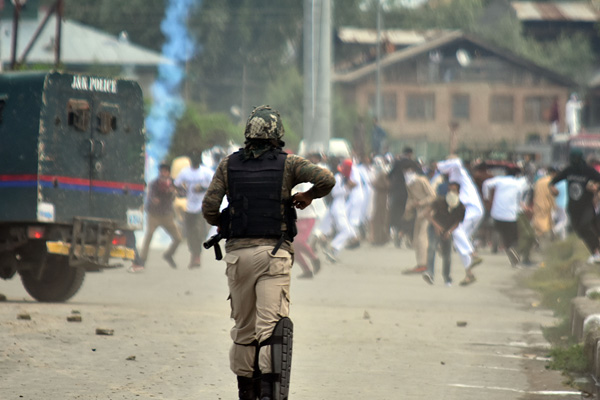 Hindistan'da Maocu isyancılarla çatışma