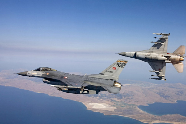 Irak'ın kuzeyine hava harekatı