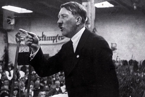 Avrupa'da Hitler skandalı: Nazi işbirlikçilerine halen maaş ödeniyor