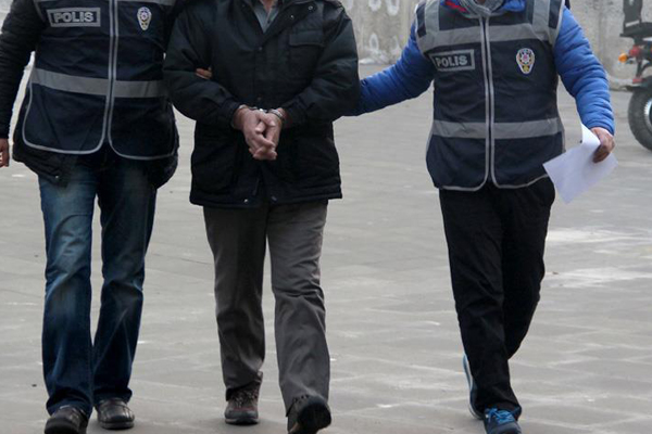 Adana'da FETÖ operasyonu: 18 gözaltı