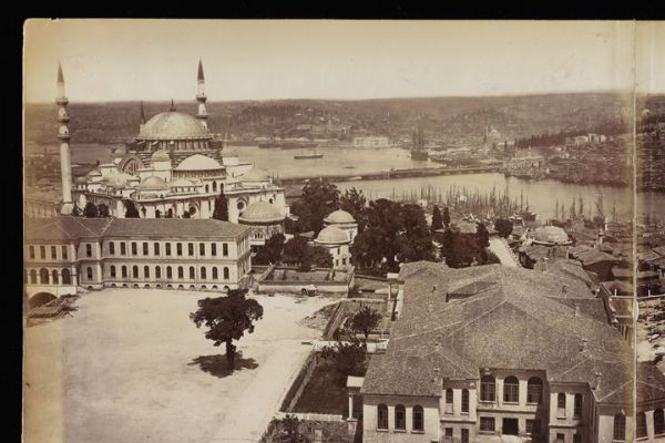 150 yıl önceki İstanbul'un fotoğrafları