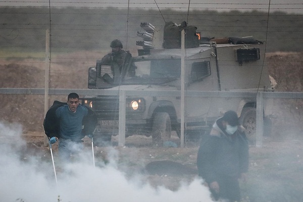 İsrail askerleri Gazze'de 3 Filistinliyi daha yaraladı