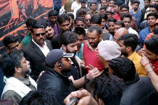 Hinduların, Kaşmirli Müslümanlara şiddeti devam ediyor