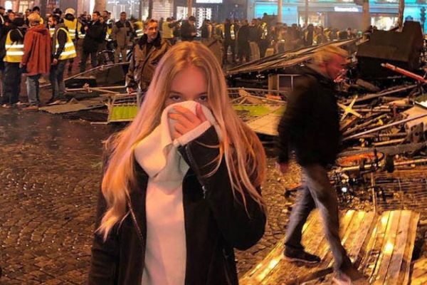 Kremlin'in sözcüsünün kızı AP'de stajda