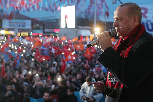 Erdoğan: Terör örgütü ile iş tutmak yılanla aynı çuvala girmektir