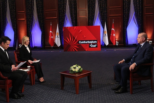 Erdoğan: Anketlerde ciddi manipülasyon var