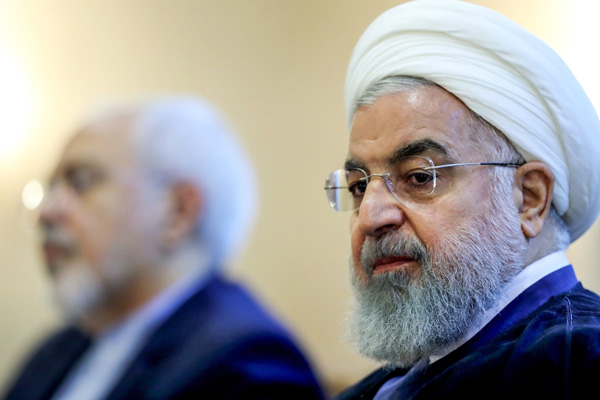 Ruhani'den Cevad Zarif açıklaması: Baskıların farkındayım