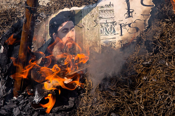 Iraklı vekilden flaş iddia: Bağdadi ABD korumasında Irak’a gidip geliyor