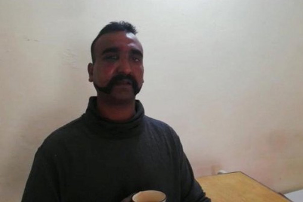 Pakistan Hint pilotu iade edecek mi?