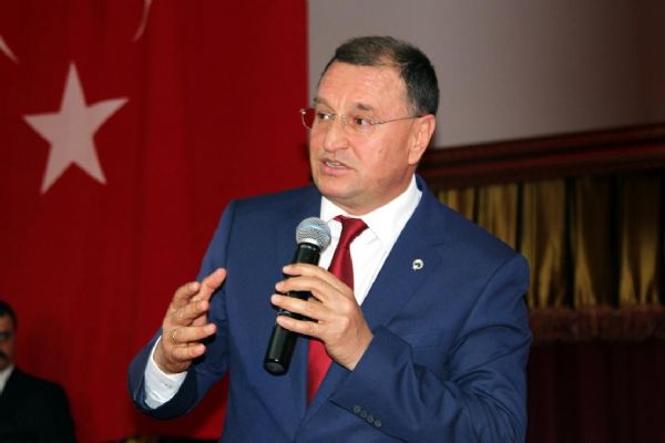 Hatay Büyükşehir Belediye Başkan adayı Lütfü Savaş'tan tepki çeken tavır