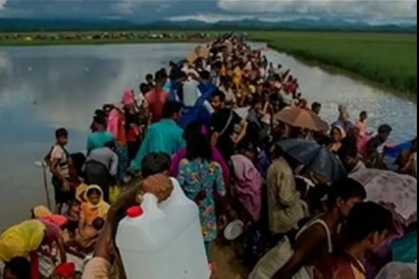 Arakanlı mültecilerin umutları tükeniyor