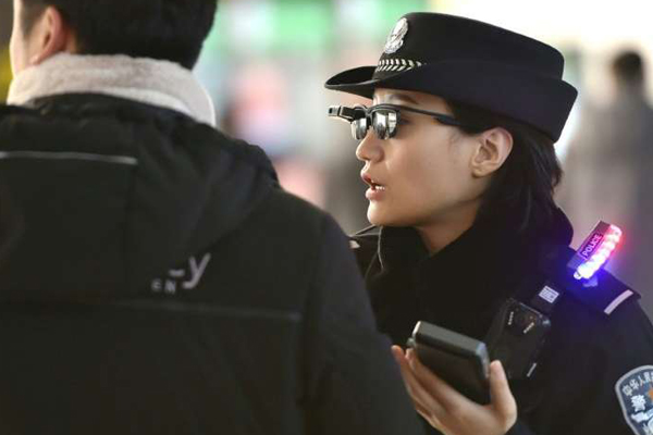 Çin yönetiminden vatandaşlarına teknolojik takip