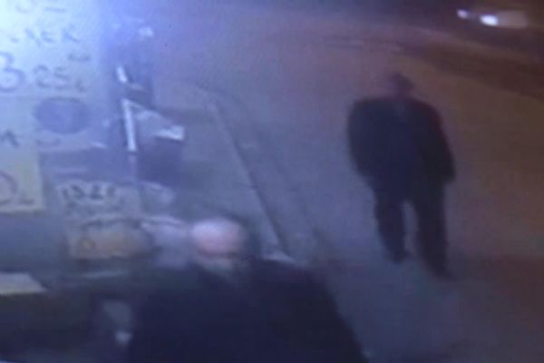 Esrarengiz şahıs omzuna dokunarak hayatını kurtardı