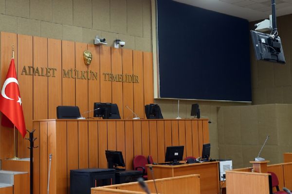 PKK marş çalan zanlıdan 'İstiklal Marşı'nı yazması istendi