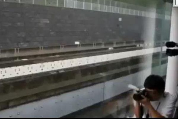 Saatte 603 km hızla giden tren kendi rekorunu kırdı