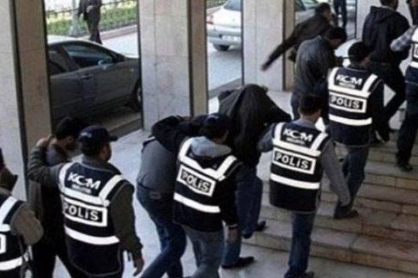 Hava Kuvvetleri Komutanlığı'nda gözaltılar