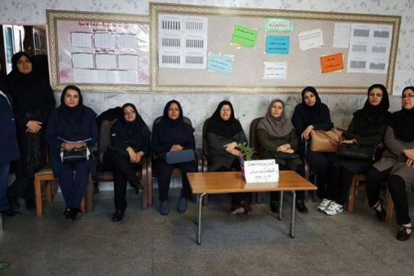 İranlı öğretmenler grevde