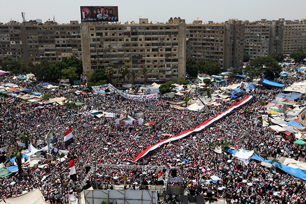 'İslâm dünyasında serbest seçimler, islâmcı zafer anlamına gelir'