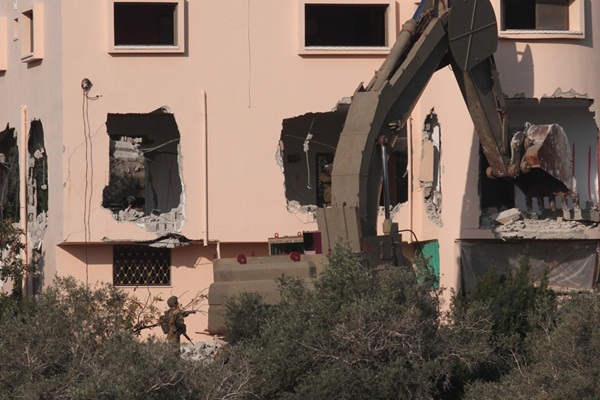 İsrail, Doğu Kudüs'teki Filistinli aileden evlerini boşaltmasını istedi