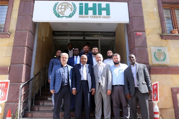 iHH Suriye'deki kadın mahkumlar için çağrıda bulundu