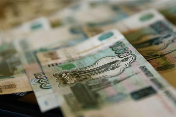 Gazprom'dan Avrupa'ya rubleyle ilk doğal gaz satışı