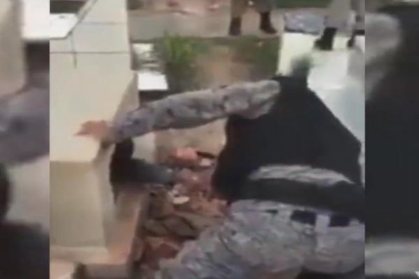 Öldü diye gömülen adam mezardan sağ çıktı