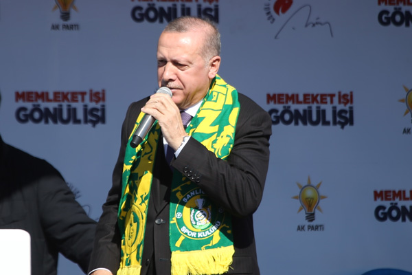 Erdoğan’dan net mesaj: Bu trenden inenler bir daha bu trene binemezler