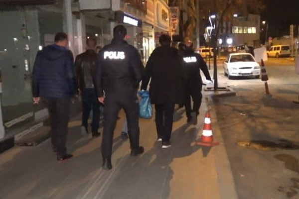 Derneğe kumar operasyonu: 61 gözaltı