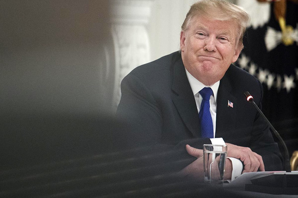 Trump, Meksika duvarı için tekrar para isteyecek