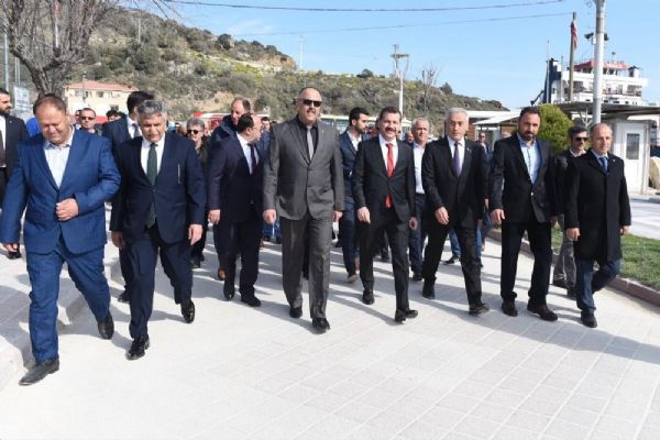 Büyükşehir adayı Yılmaz, Marmara Adası’nda seçmenlerle buluştu