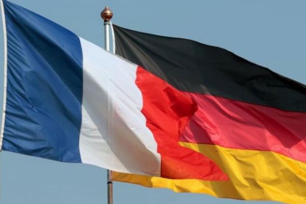 Fransa ile Almanya arasında ortak meclise yeşil ışık