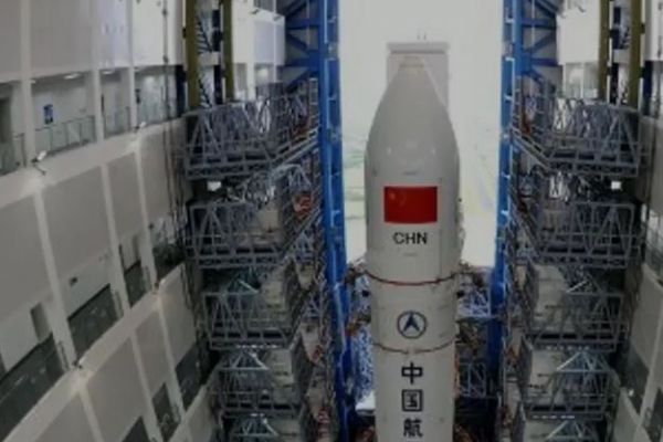 Çin, uzaya yeni bir uydu daha gönderdi