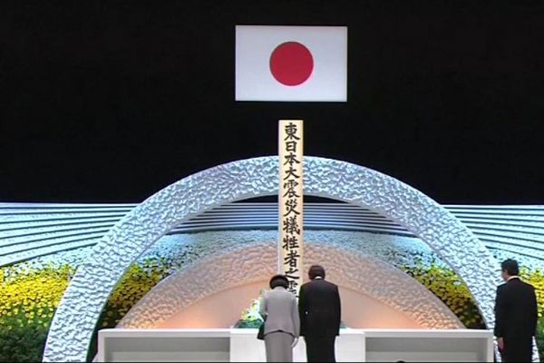 Japonya 8 yıl önce depremde hayatını kaybeden vatandaşlarını andı