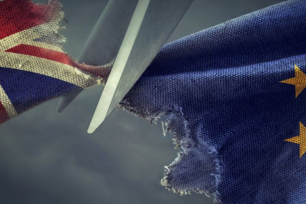 AB'den İngiltere açıklaması: Son şansını da kaçırdı