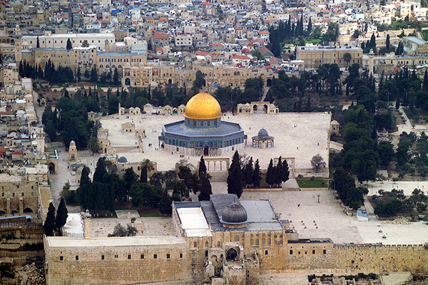 Hamas, Müslümanları Mescidi Aksa'yı savunmaya çağırdı