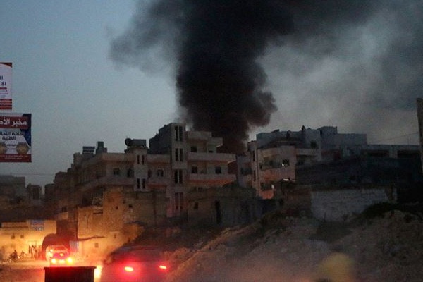 İdlib'e yoğun hava saldırıları