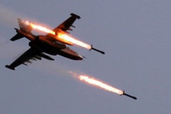 Savaş uçakları cezaevini vurdu, teröristler firar etti!