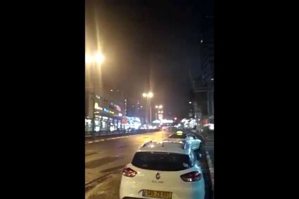 İsrail’in başkenti Tel Aviv sokaklarında siren sesleri